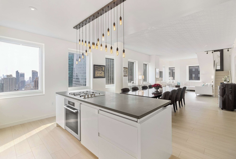 Exclusive Luxury Manhattan Penthouse Apartment Sleeps 10 Midtown — 4-Star Luxury Hotel in New York City, United States