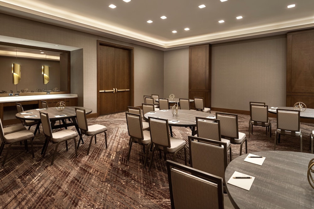 AC Hotel Austin University - photo 89