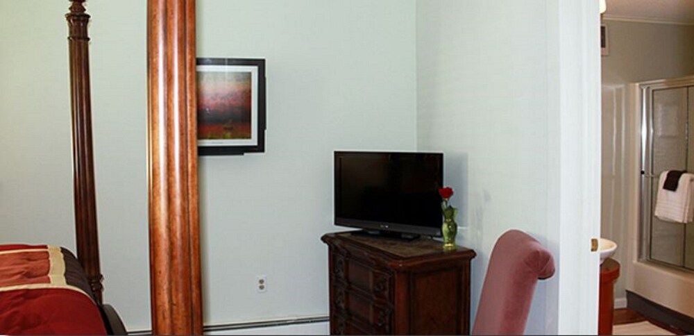 Bear Lodges & 131 Main Street - photo 20