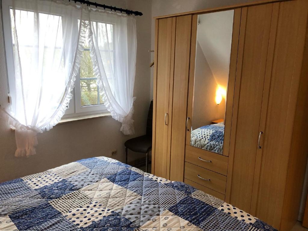 Seestr 75 a Haus B rechts — 4-Star Luxury Hotel in Zingst, Germany