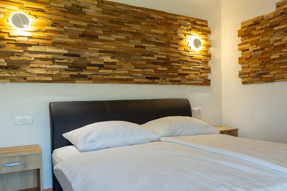 Apartmaji Bungalovi I Sotorisce Silva 4768327 — Ljutomer