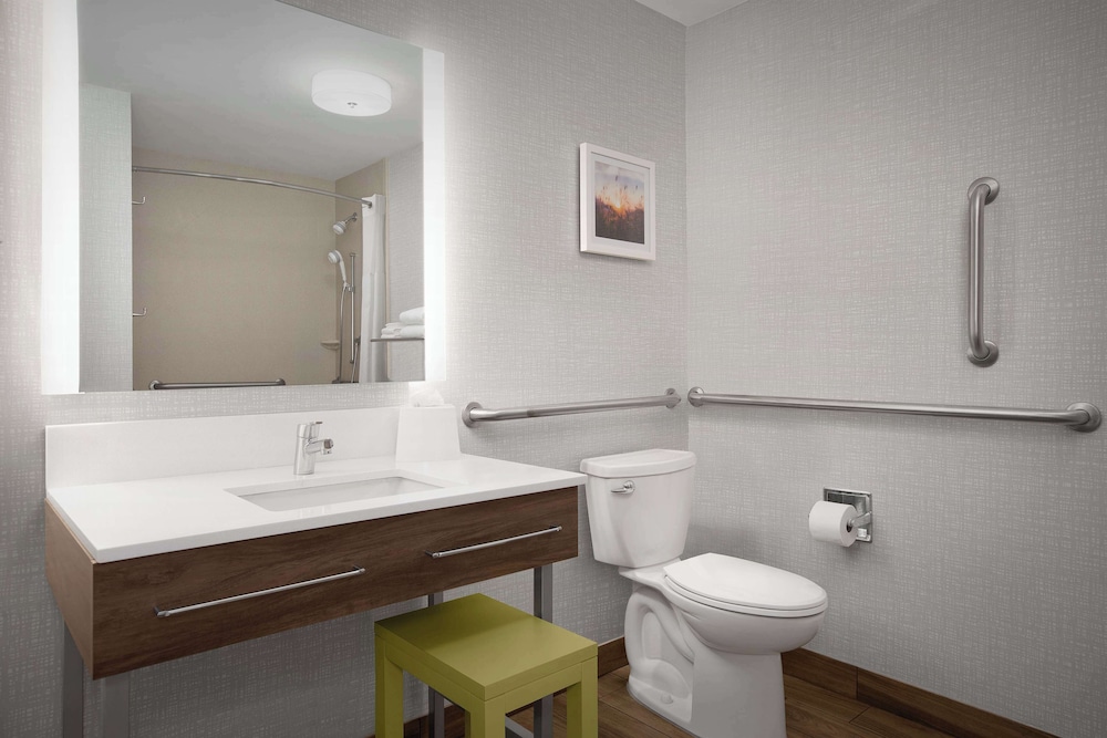 Hampton Inn Yorkville - photo 23