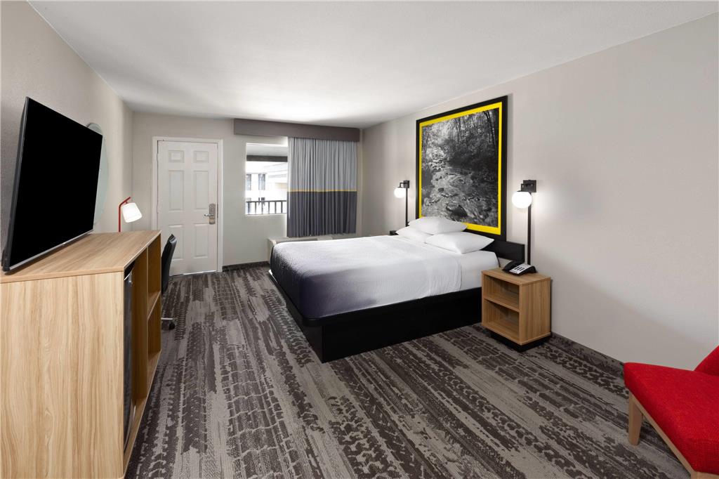 Super 8 by Wyndham Temple S. General Bruce - photo 19