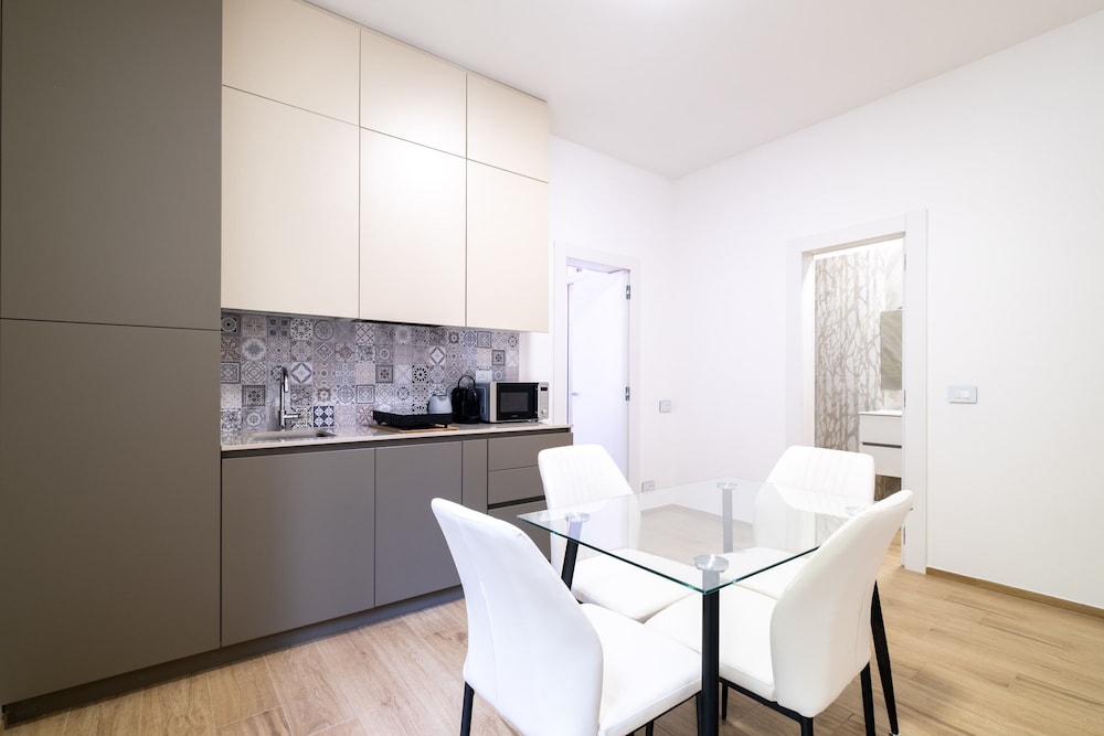 Homeby Due Agosto Apartment — 4-Star Luxury Hotel in Bologna, Italy