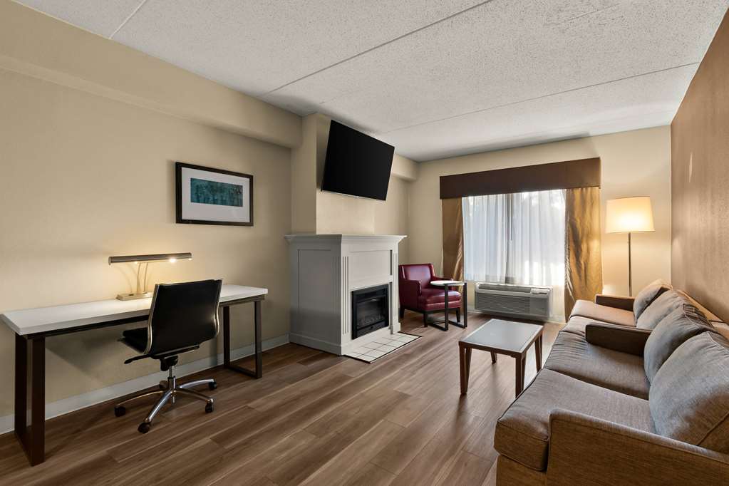 Ramada by Wyndham Harrisburg Hershey Area - photo 44