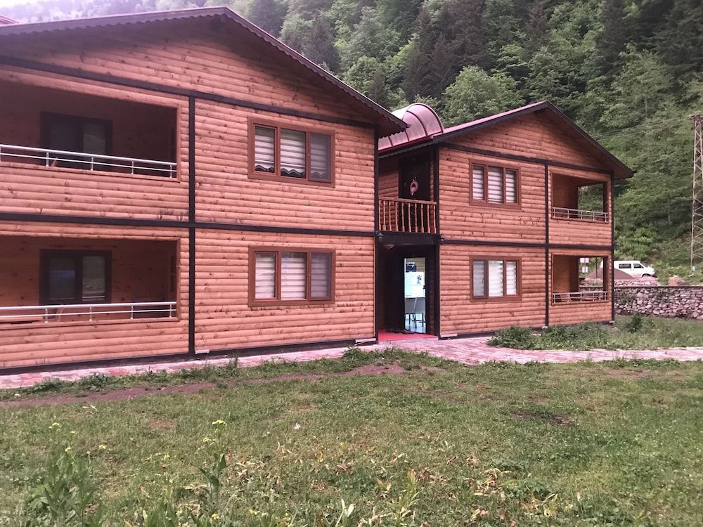Toprak Apart Otel — Caykara