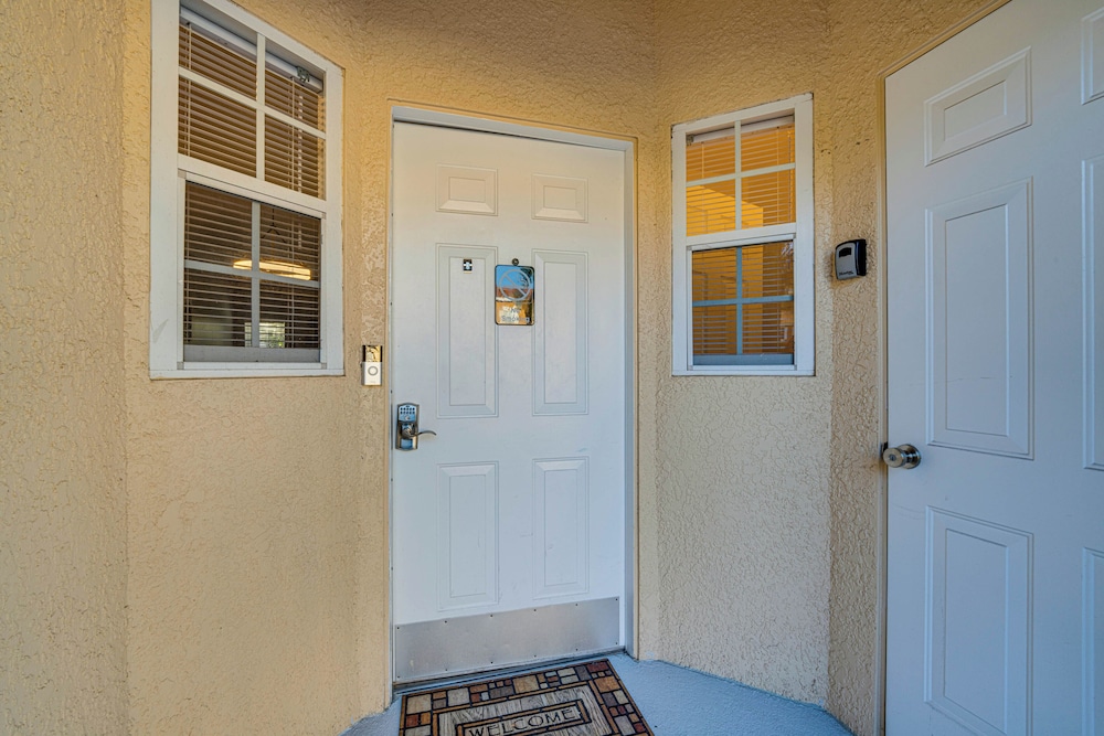 9 Mi to Disney Resort Getaway with Private Patio - photo 19
