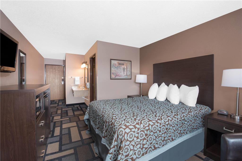 Days Inn by Wyndham Watertown - photo 7