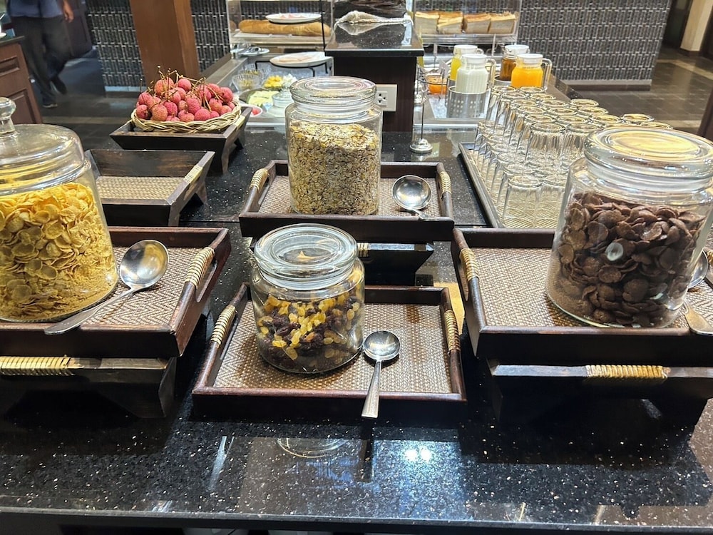 מזון ומשקאות