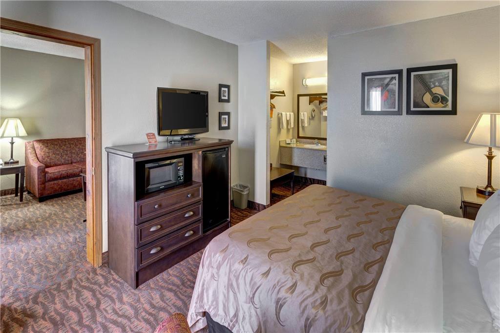 Quality Inn West Branson Theatre District - photo 23