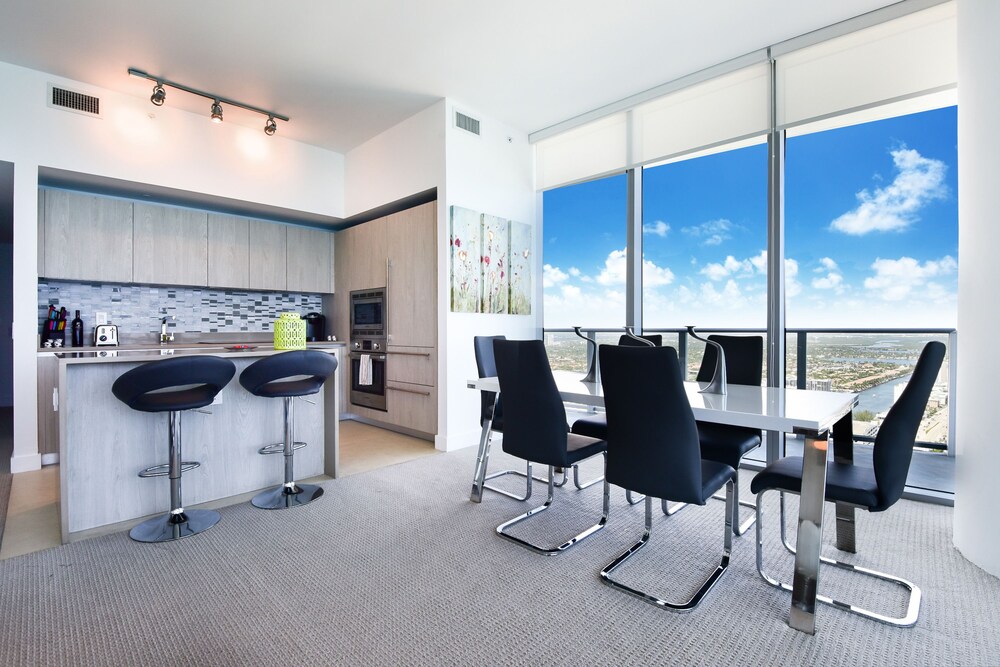 Contemporary Beach Resort Condos - photo 54