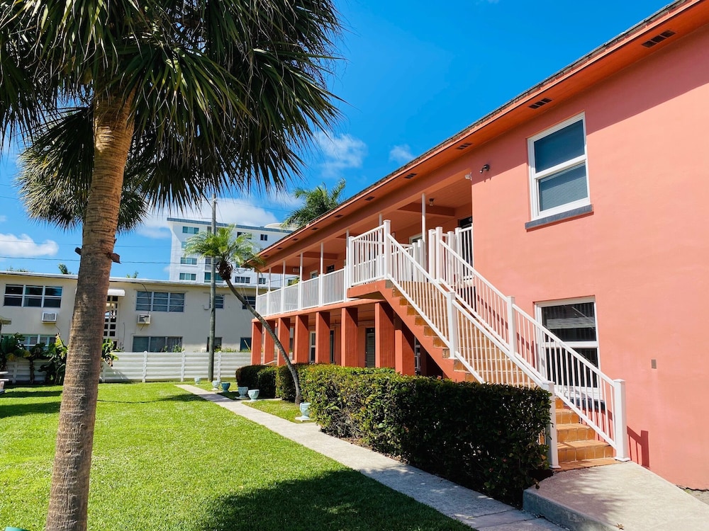 Rolo Beach Hotel - photo 180
