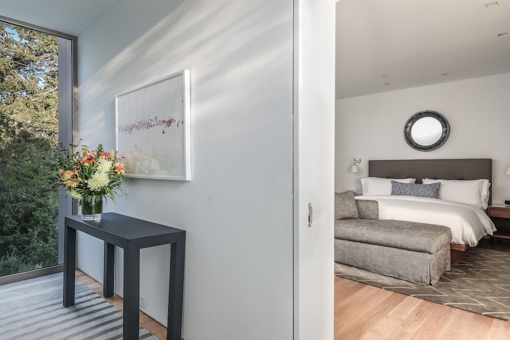 Topping Rose House - photo 5