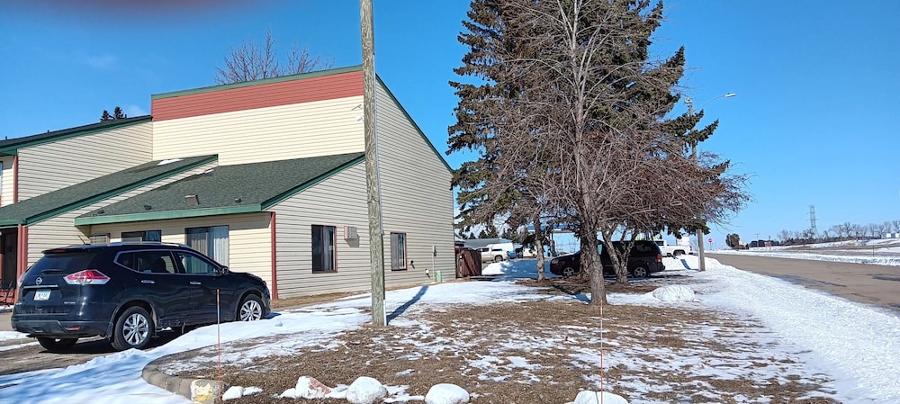 Scotwood Motel by OYO Washburn ND - photo 34
