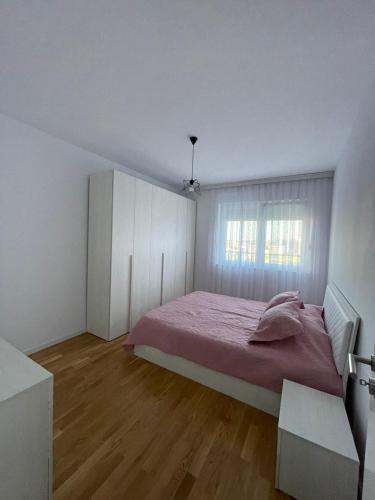 Lovely apartment in Peja Citycenter — Pec — photo 5