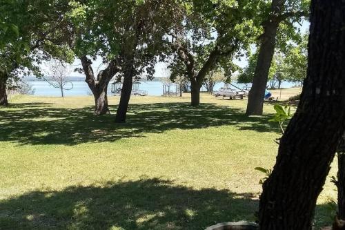 Waterfront Lake Buchanan — Bluffton