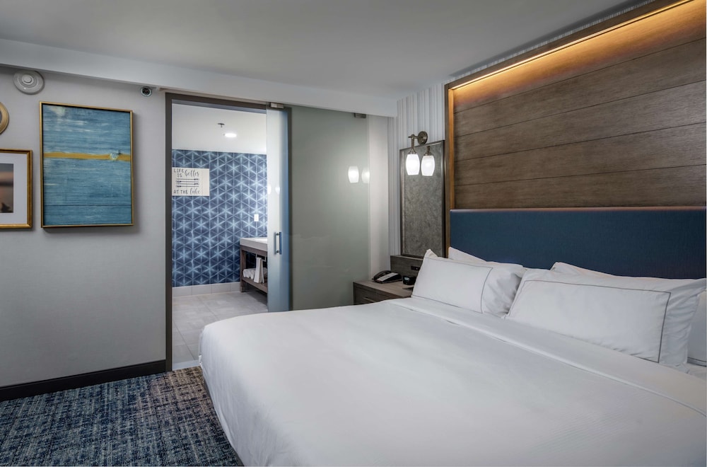 DoubleTree by Hilton Hot Springs - photo 6