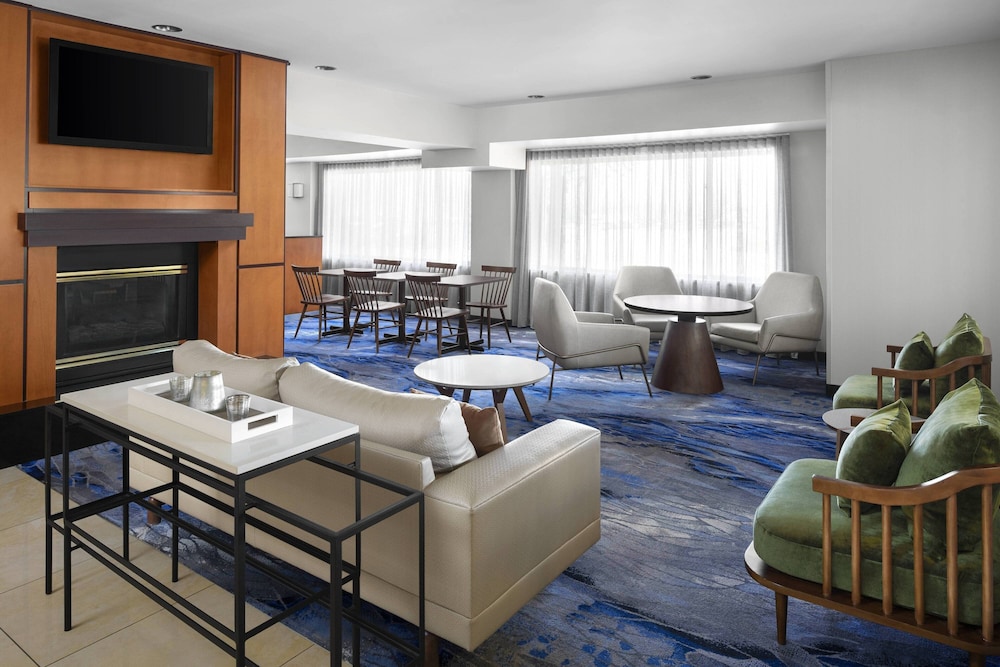 Fairfield Inn and Suites by Marriott Denver Airport — hotel near Denver International Airport