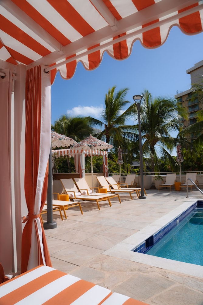 The Ambassador Hotel of Waikiki Tapestry Collection by Hilton - photo 55