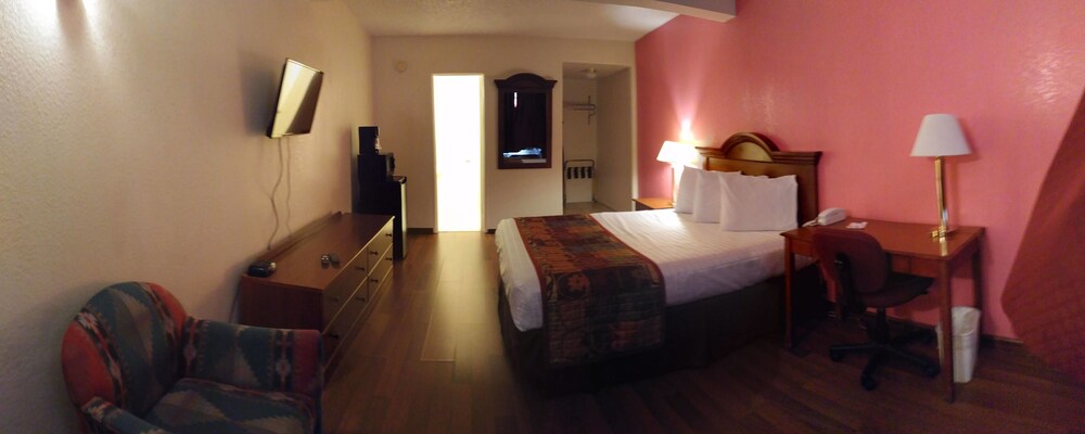 Desert Inn - photo 16