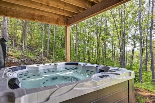 Kensho Enjoy nature life with Hot tub — hotel in Sainte-Beatrix