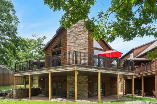 Worth the Wake - carbon neutral hotel in Branson