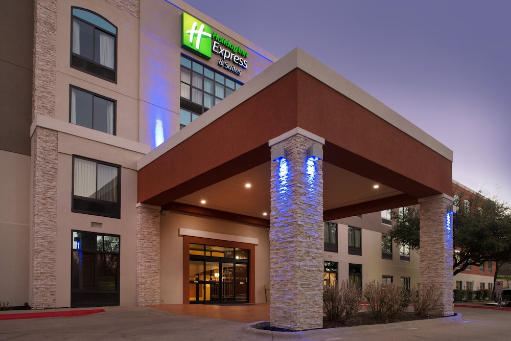 Holiday Inn Express & Suites Austin North Central by IHG - photo 49