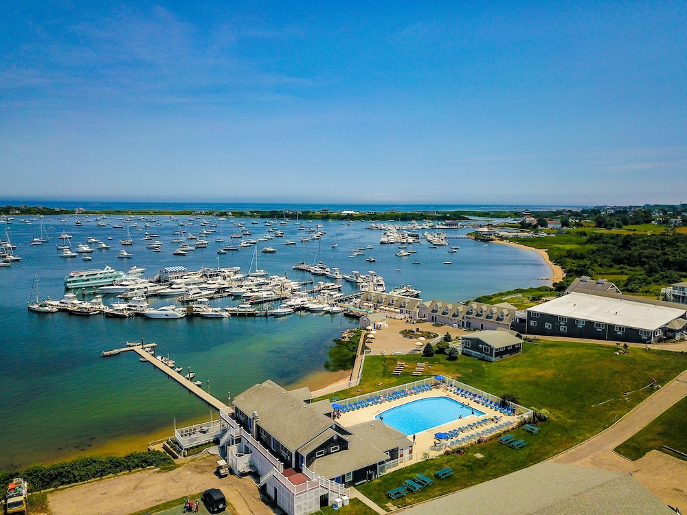 Champlin's Marina & Resort - photo 18