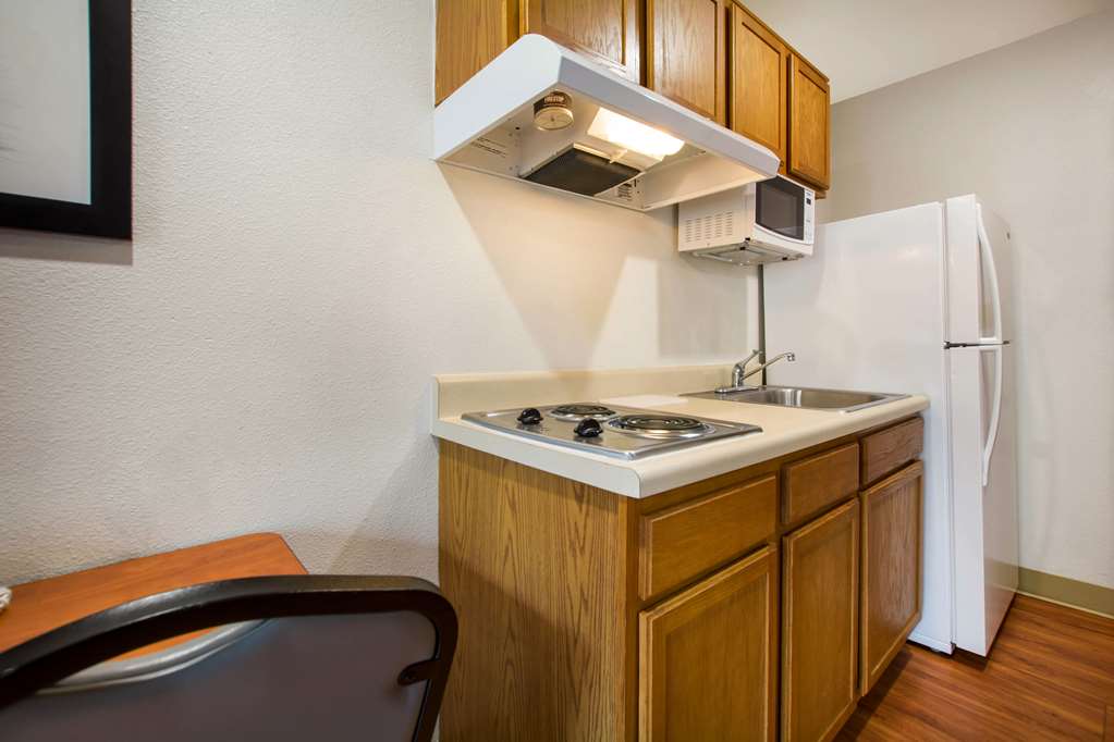 WoodSpring Suites Louisville Southeast - photo 23