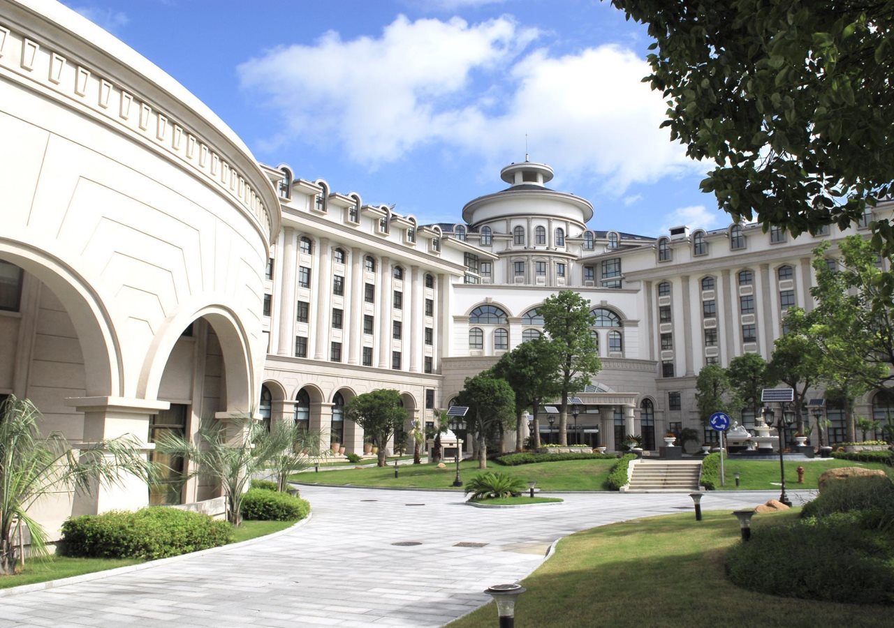 Lingang Hotel Shanghai — 4-Star Luxury Hotel in Shanghai, People's Republic of China
