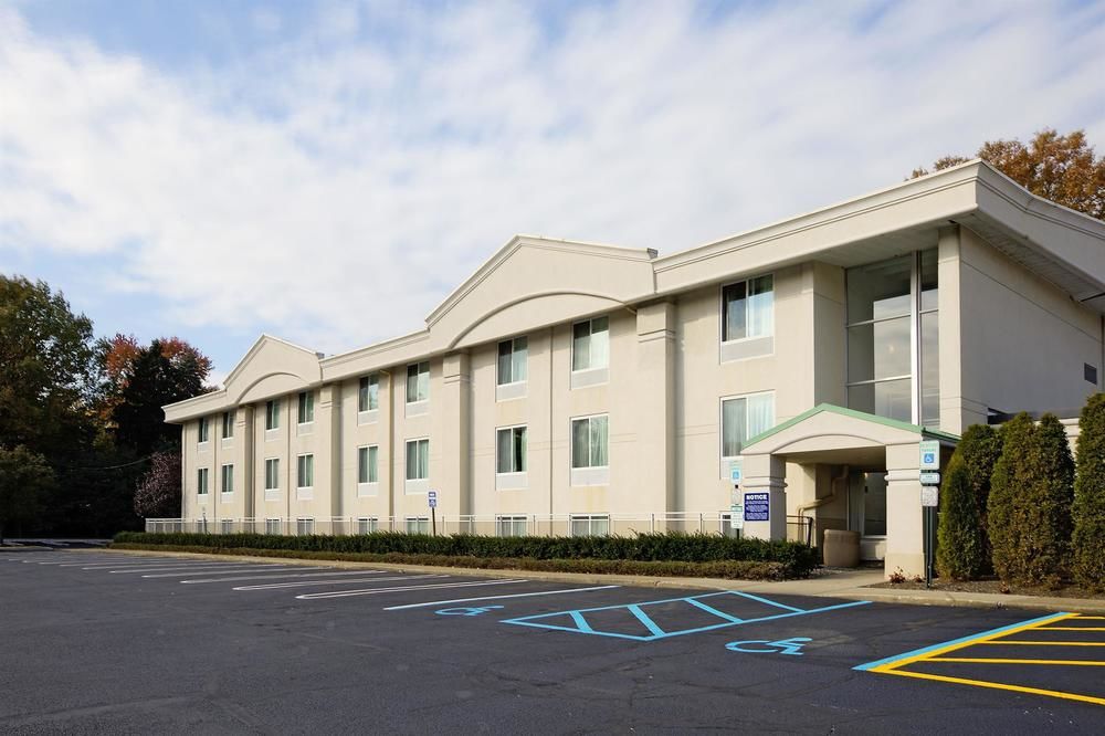 La Quinta Inn Paramus - photo 11