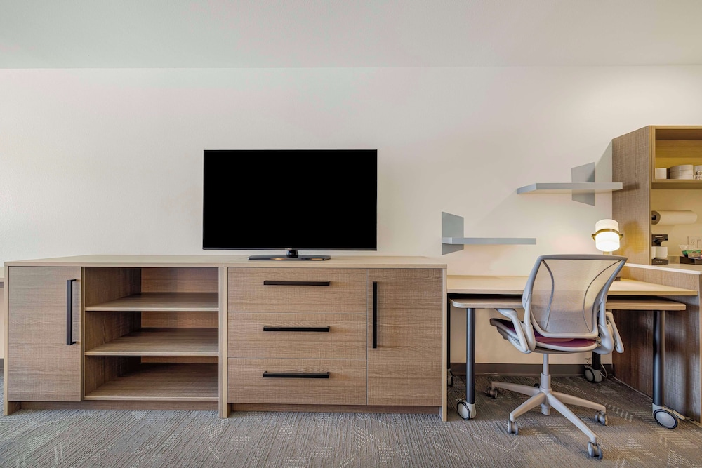 Home2 Suites by Hilton Colorado Springs Airport - photo 8