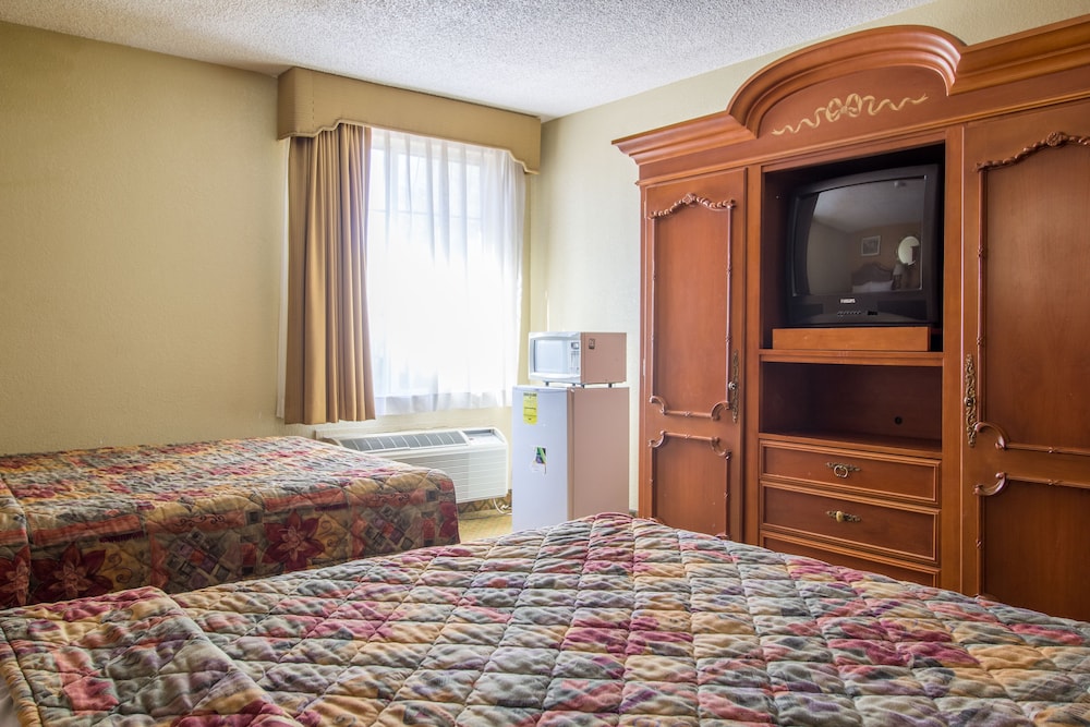 A Victory Inn Tolleson - photo 9