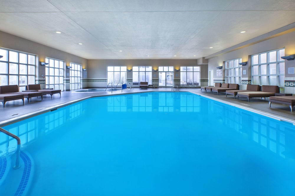 Hampton Inn & Suites Providence Warwick Airport - photo 30