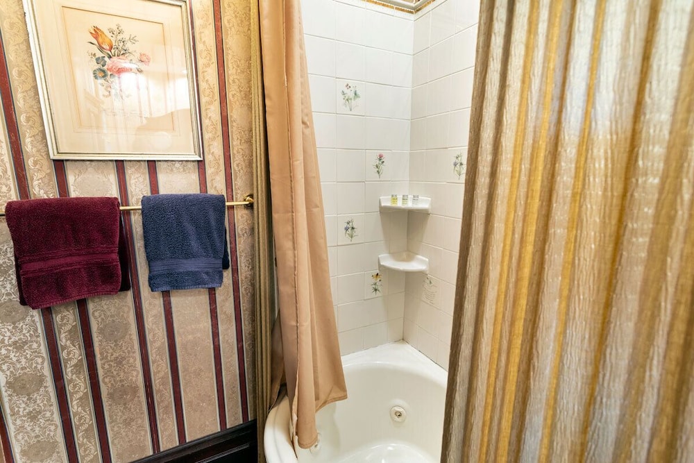 South Broadway Manor - photo 135