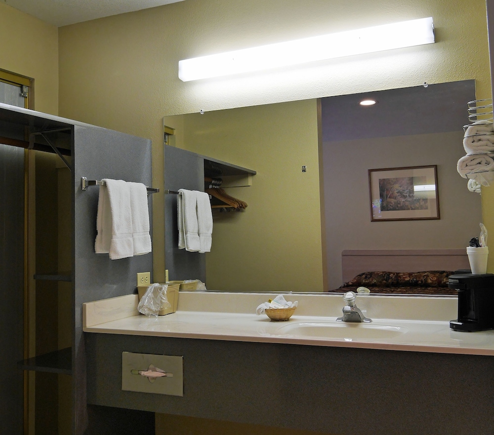 Yerington Inn - photo 15