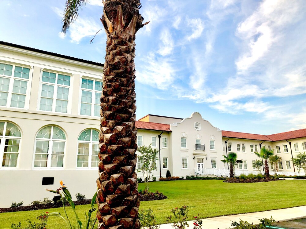 Oasis Resort Gulfport - photo 20
