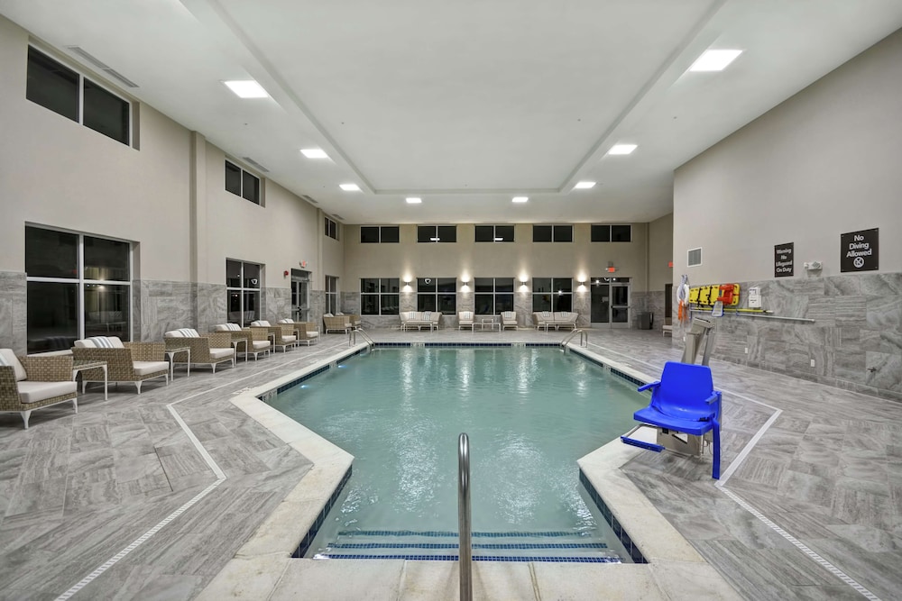 Homewood Suites by Hilton Detroit - photo 35