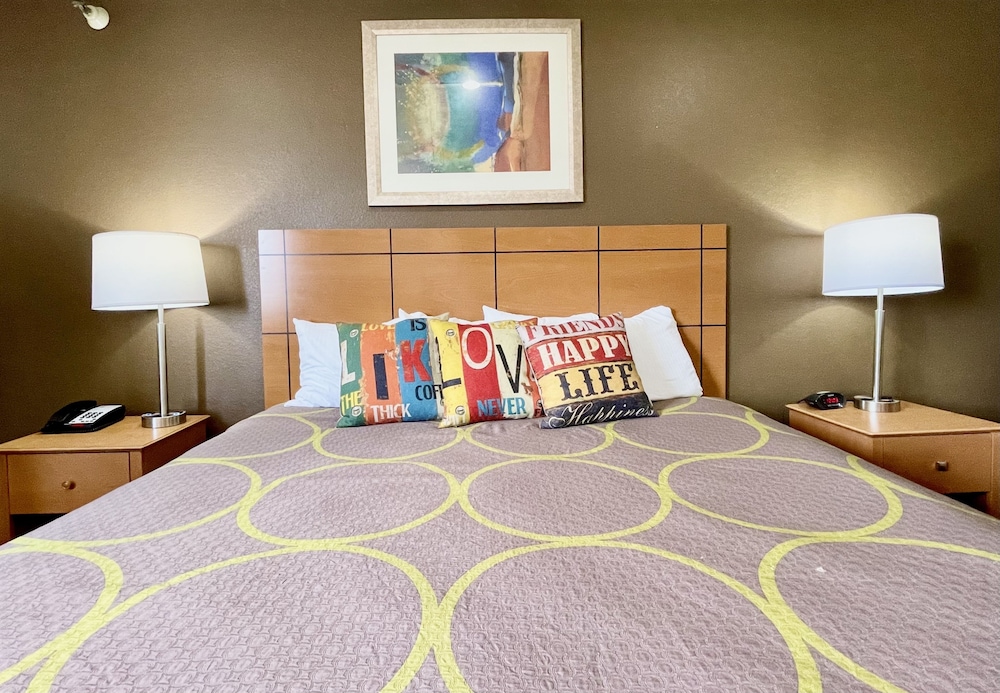 Econo Lodge Quincy - photo 7