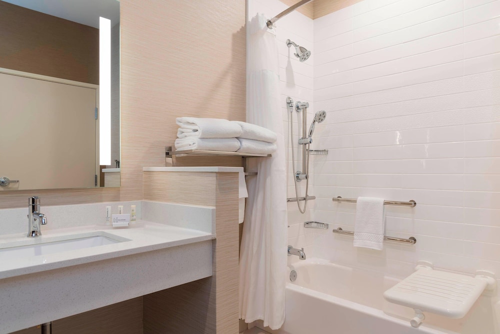 Fairfield Inn & Suites by Marriott West Monroe - photo 18