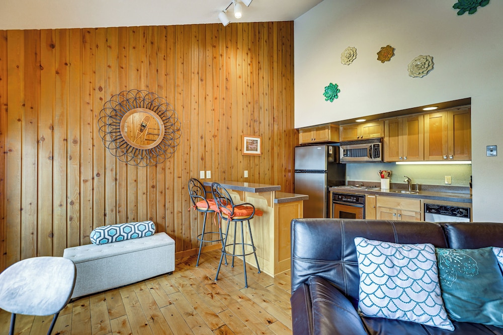 Mt Bachelor Village Resort Condo: 19 Mi to Skiing - photo 17
