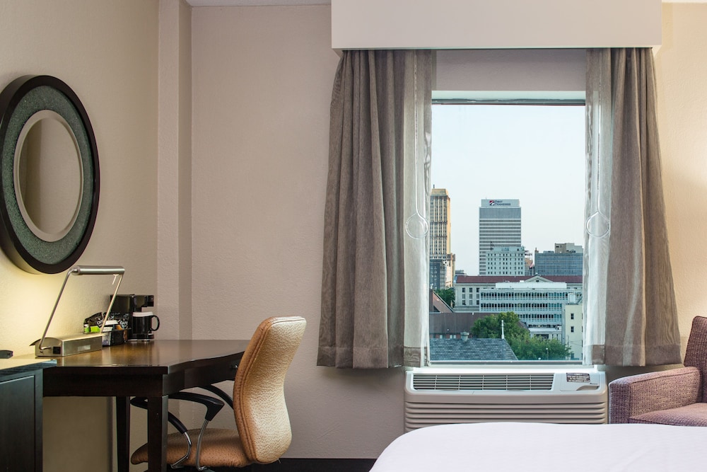 Crowne Plaza Memphis Downtown by IHG - photo 11
