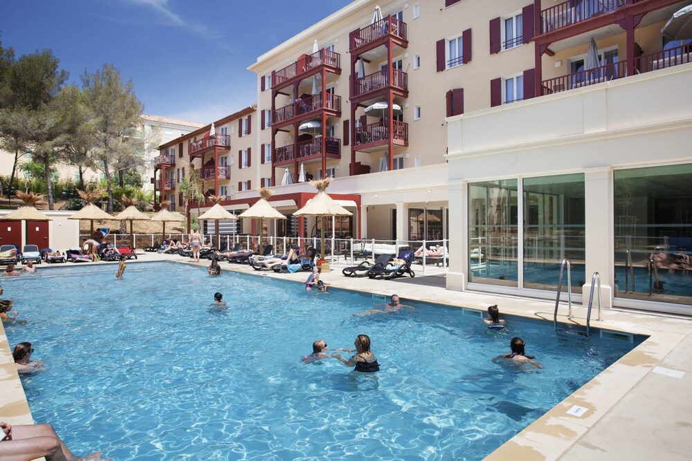 Odalys Résidence et Spa Les Canissons — 4-Star Luxury Hotel in Cavalaire-Sur-Mer, France