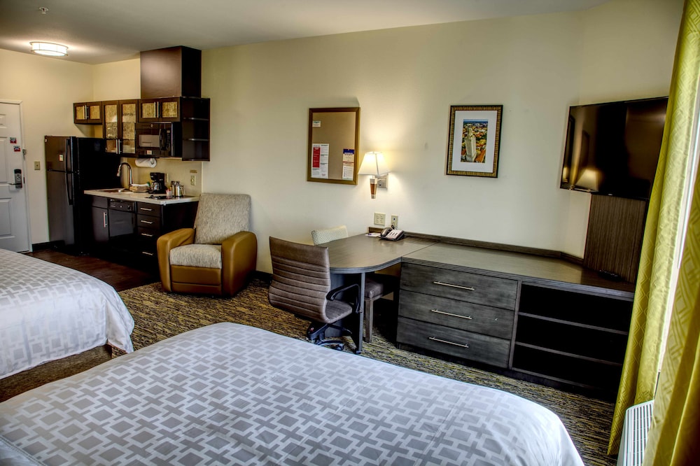 Candlewood Suites Austin North 290 & I 35 - photo 10