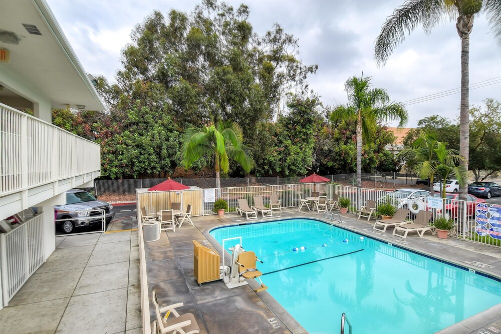 Motel 6 Los Angeles Whittier - photo 18