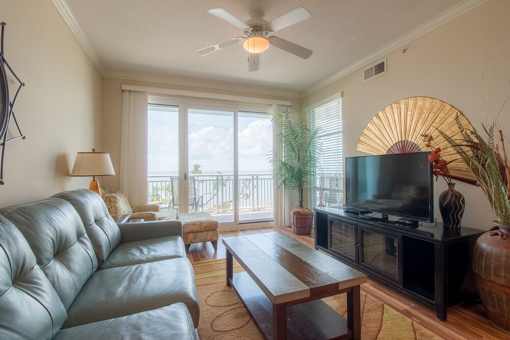 Legacy Towers Legacy II 502 Deluxe - photo 22
