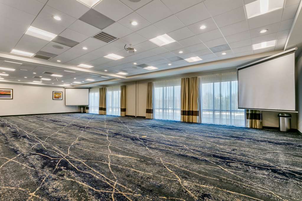 Comfort Suites North Tupelo - photo 27