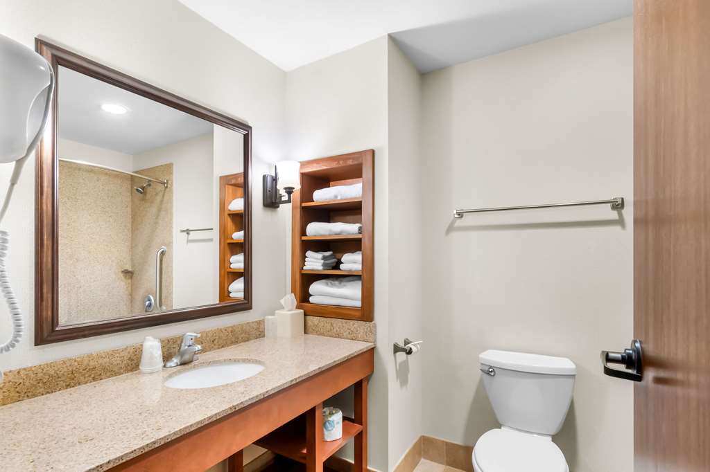Comfort Inn & Suites Mountain Iron and Virginia - photo 18