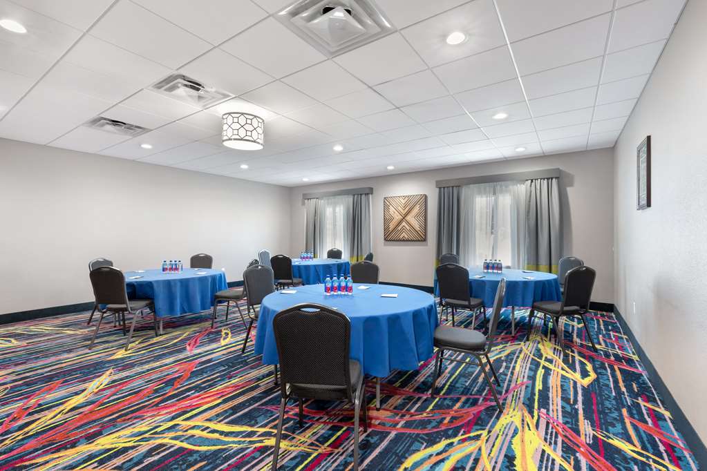 Best Western Plus Medical Center - photo 37