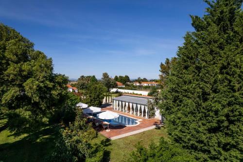 Sete Quintas Country House — 4-Star Luxury Hotel in Salvaterra De Magos, Portugal